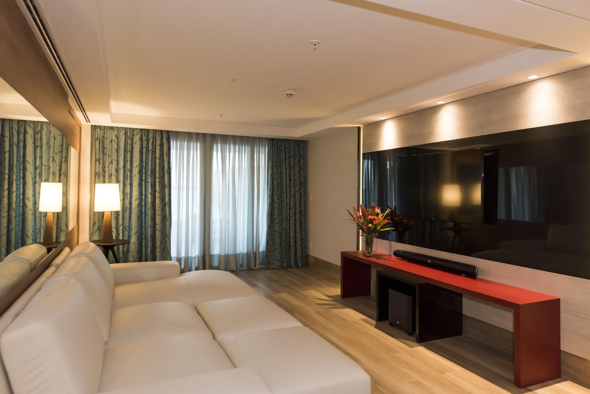 Vogal Luxury Beach Hotel&SPA Natal Exterior foto A living room in a suite at the Mandarin Oriental, Hong Kong