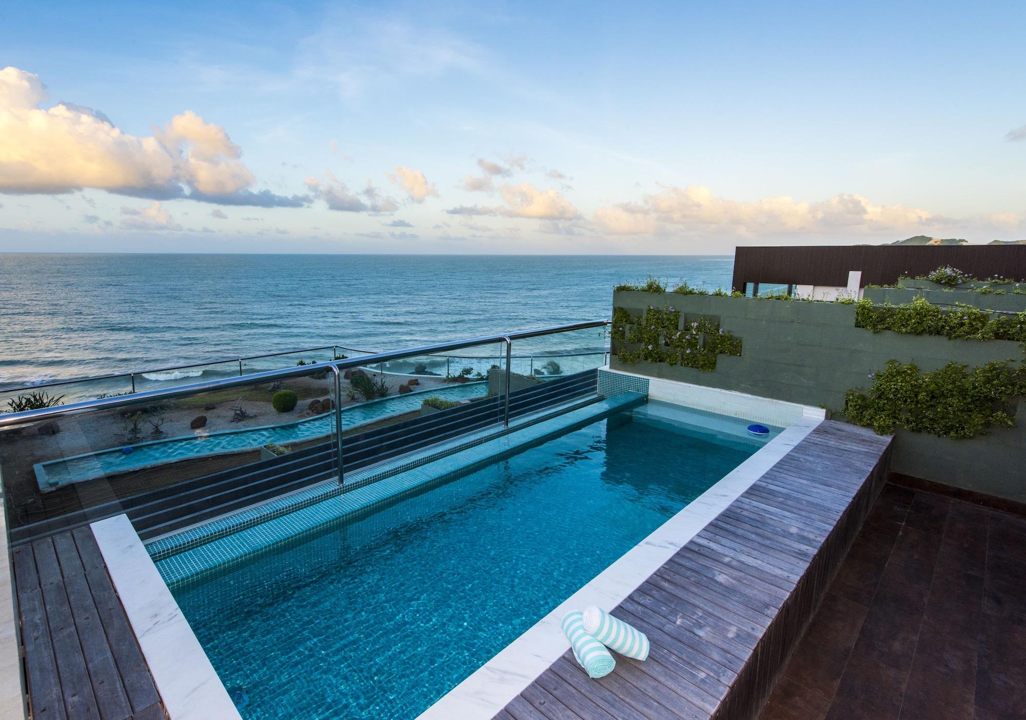 Vogal Luxury Beach Hotel&SPA Natal Exterior foto Rooftop pool at the hotel