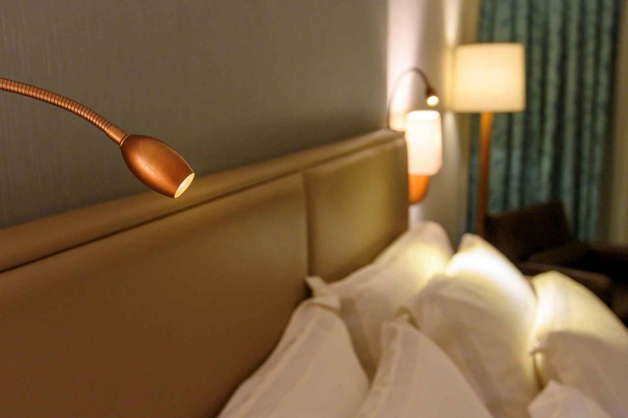 Vogal Luxury Beach Hotel&SPA Natal Exterior foto A bed lamp